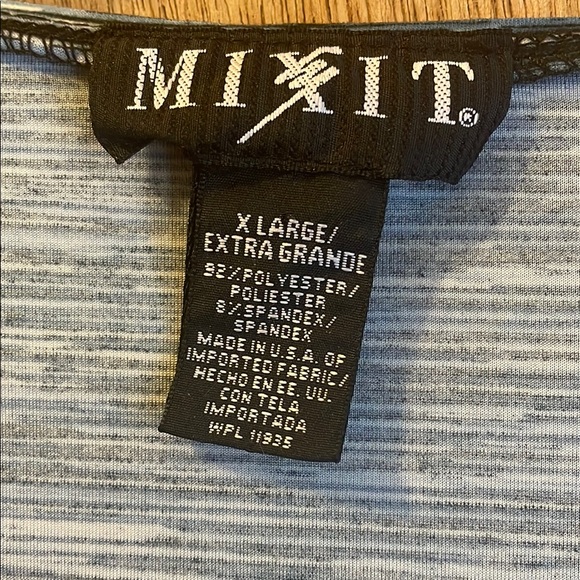 Mixit Women's Black and Gray Striped Top Sz XL - Picture 2 of 6